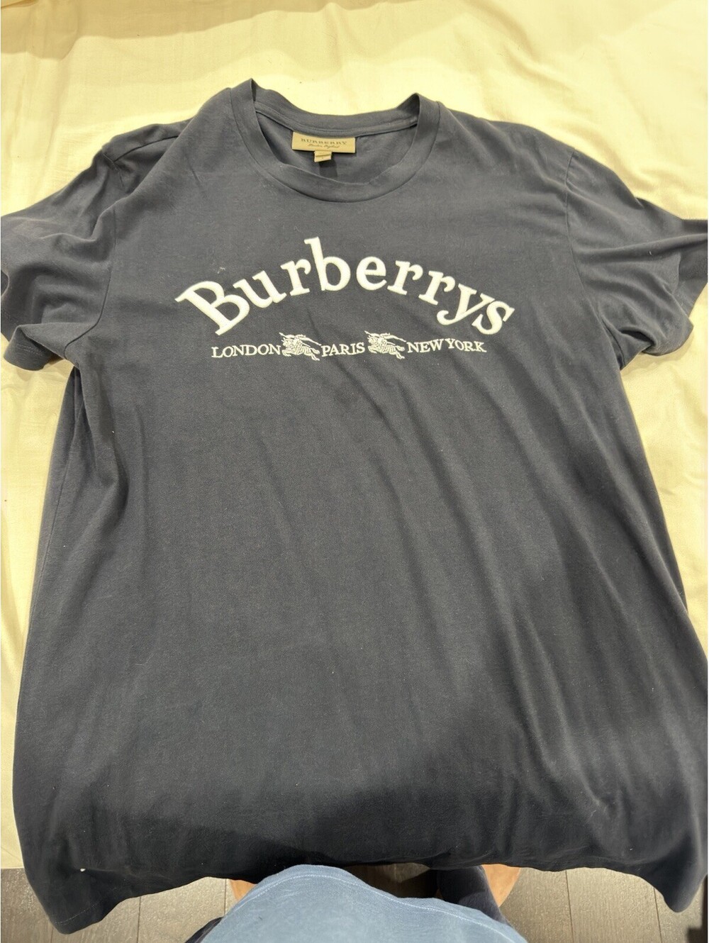 Burberry Navy Blue T Shirt Size Large Embroided